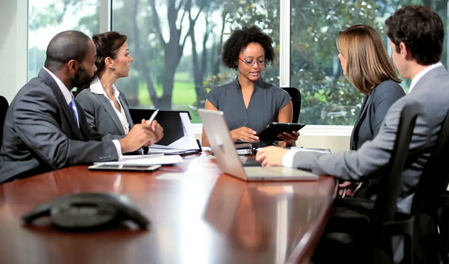 bt bottom AWS Attractivité & Diplomatie